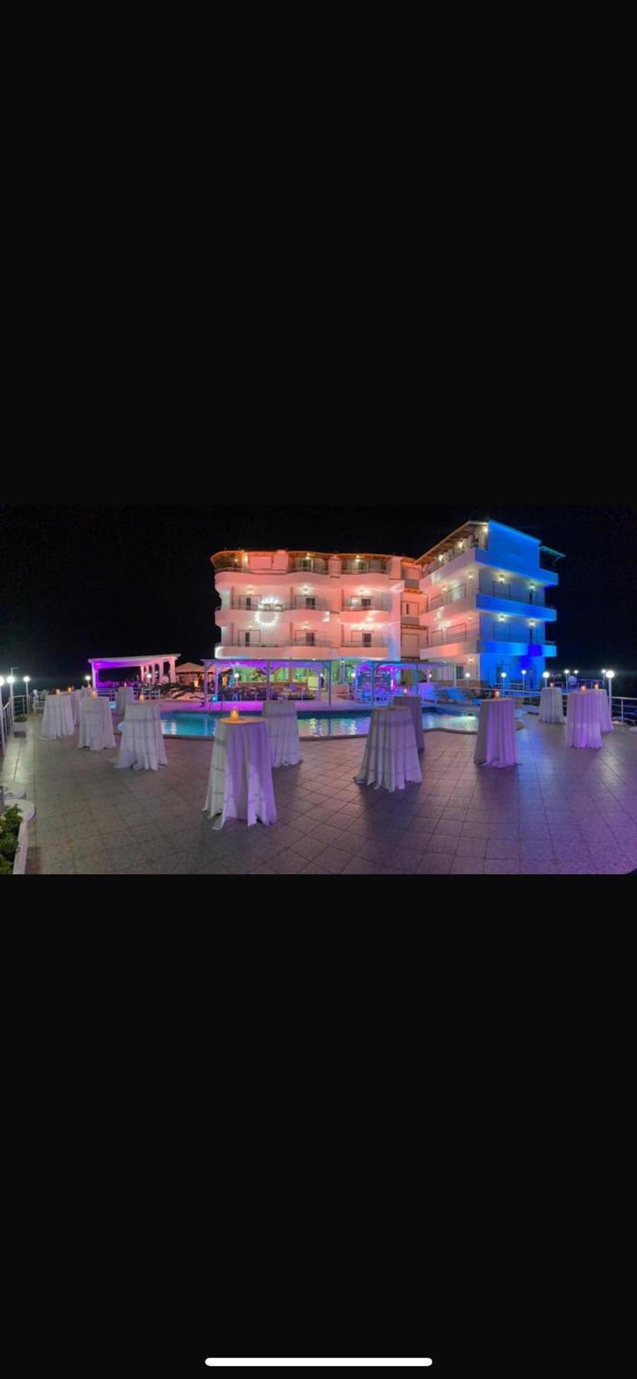 Hotel Vila Kafe Lukovë Exterior foto