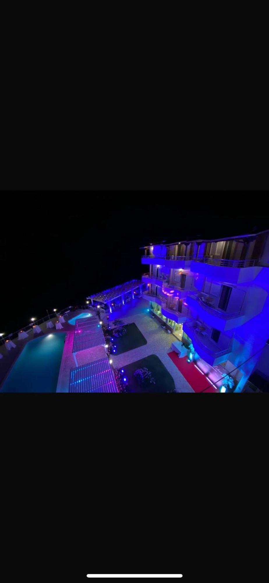Hotel Vila Kafe Lukovë Exterior foto